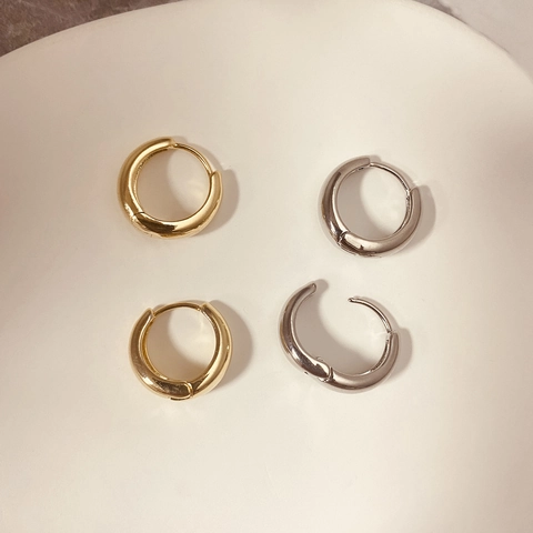 Minimalist Real Gold Plated Copper Hoop Earrings For Women Fashion Geometric Round Huggie Earrings Cubic Zirconia Inlaid Jewelry Gift