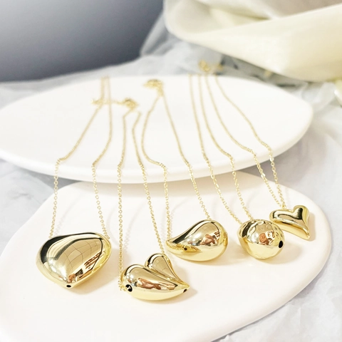 Collana Minimalista Con Pendente A Cuore E Goccia Placcata Oro 14K Acciaio Inossidabile Gioielli Per Donna