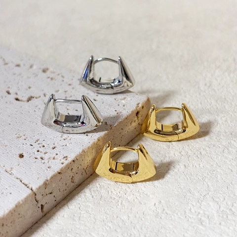 Minimalistische Geometrische U-Förmige Ohrringe Poliert 18K Vergoldet Kupfer Moderner Stil Schmuck Für Damen Herren