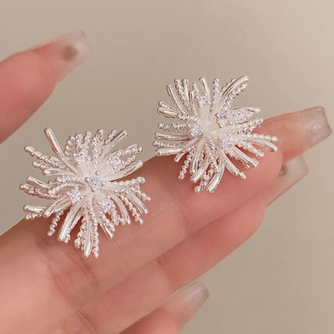 Firework Radial Stud Earrings Copper Zircon Snowflake Blooming Design Vintage Elegant Style Jewelry For Women