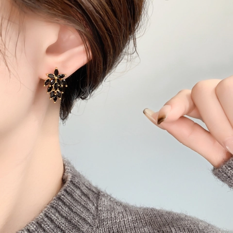 Leaf Cluster Stud Earrings Black Marquise AAA Zircon Copper With 925 Sterling Silver Earring Post For Women Elegant