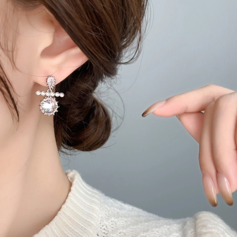 Elegant Zircon Artificial Pearl Stud Earrings With 925 Sterling Silver Earring Post Light Luxury Vintage Style For Women Jewelry