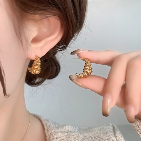 Pendientes De Botón Con Espiral En Forma De C Cobre Con Perno De Plata Chapado En Oro De 18K Retro Francés Minimalista Mujer