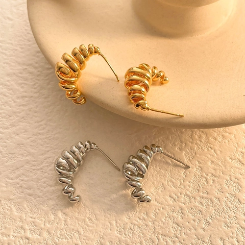 Pendientes De Botón Con Espiral En Forma De C Cobre Con Perno De Plata Chapado En Oro De 18K Retro Francés Minimalista Mujer