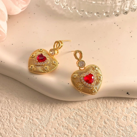 Pendientes Colgantes Corazón Vintage Mujer Cobre Chapado En Oro 18K Con Zircón De Corazón Rojo Y Piedras Blancas