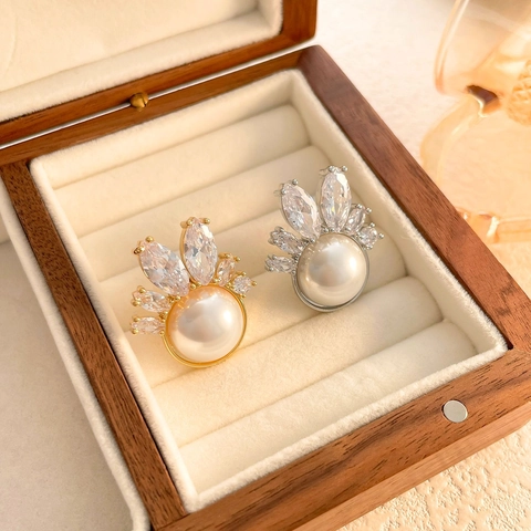 Orecchini A Lobo Perla Artificial Fiore Rame Placcato Oro Zircone 925 Sterling Silver Earring Post Elegante Stile Vintage Donna