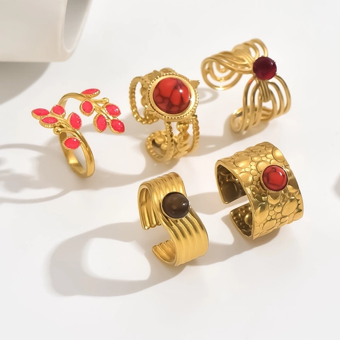Boho Vintage Finger Rings 18K Gold Plated Stainless Steel Red Stone Adjustable Open Design Hammered Leaf For Women