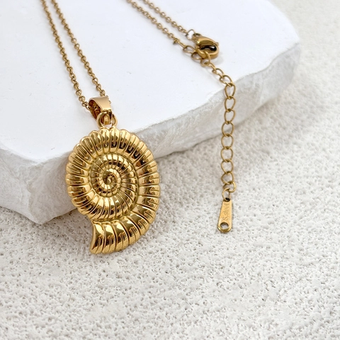 Nautilus Anhänger Halskette 18K Vergoldet Edelstahl Ozean Strand Muschel Spiraltextur Für Frauen Urlaub