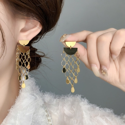 Pendientes De Borla Geométricos En Semicírculo Cobre Chapado En Oro 18K Cadena Larga Gota De Agua Para Mujeres Elegante