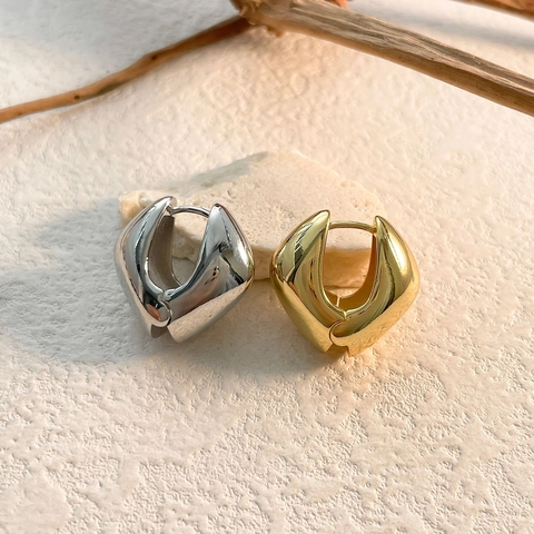 Orecchini A Cerchio Spessi Rame Placcato Oro 18K Forma Cuore Irregolare Specchio Lucido Gioielli Geometrici Minimalisti