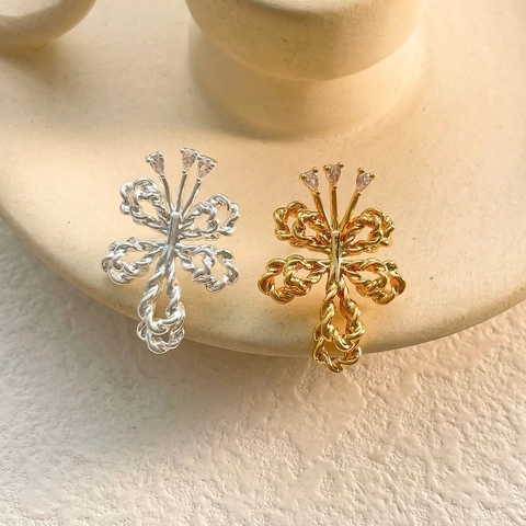 Bow Stud Earrings Copper Plated 18K Gold Inlaid Zircon Twisted Braided Design Vintage Korean Style For Women