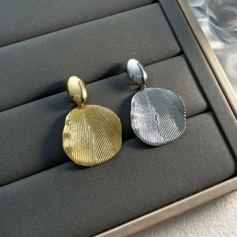 Geometrische Fächer Ohrhänger Kupfer 18K Echtgold Vergoldet Mit 925 Sterlingsilber Ohrringstecker Retro Falten Textur Damen
