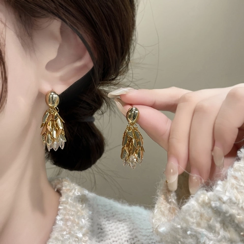 Orecchini Pendenti Con Nappa A Foglia In Rame Placcato Oro 18K E Intarsio Di Zircone Moda Coreana Di Lusso Per Donna