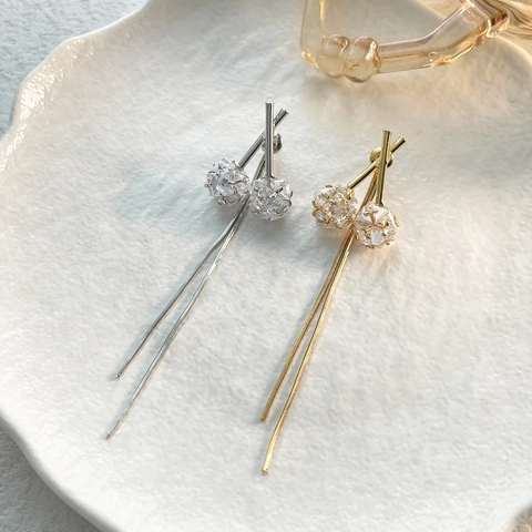 Pendientes Largos de Lujo de Cobre Chapados en Oro Real con Zirconia y Borla para Mujer Moda Elegante Trébol de Cuatro Hojas Joyería Geométrica