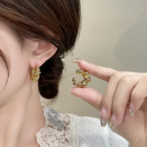 Pendientes De Botón En Forma De C Con Textura Tejida Cobre Bañado En Oro Real Diseño Geométrico Para Mujer Joyería