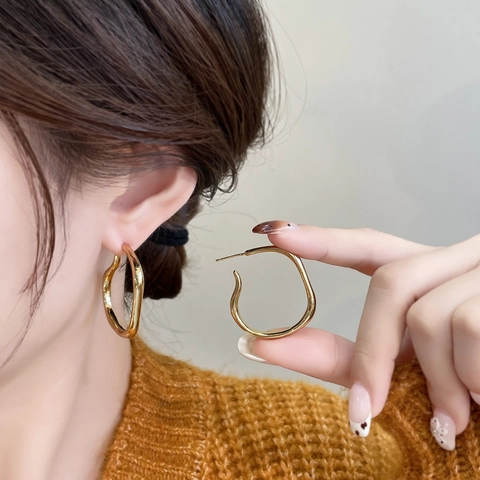 Minimalistische Onregelmatige Vloeibare Metalen Oorknopjes Voor Dames 18K Goud Zilver Verguld Koper Geometrische Sieraden