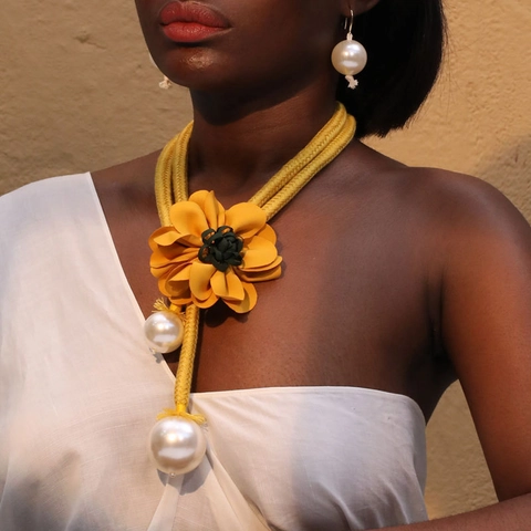 Gioielli Collana E Orecchini In Tessuto Con Fiori Bohémien Con Grande Perla Artificial Imitata Stile Vacanza Donna Giallo Vivace