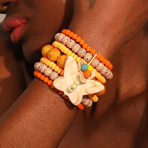 Bohemian Meerlaagse Kralenarmband Glas Acryl Polymeerklei Legering Vlinder Hanger Elastische Sieraden