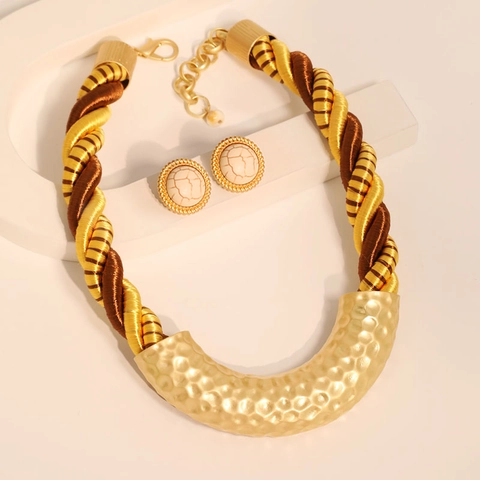 Retro Hammered Alloy U-Shaped Necklace And Earrings Jewelry Set With Polyester Braided Rope For Women