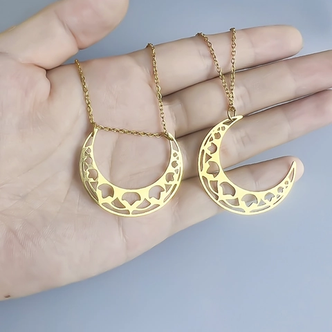 Collana Con Pendente A Mezzaluna Traforata In Acciaio Inossidabile Motivo A Cuore Geometrico Gioielli Artistici Di Tendenza