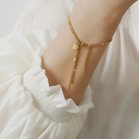 Pulsera De Cadena Multicapa De Acero Inoxidable Para Mujer Con Borla Lentejuelas Redondas Placa Rectangular Joya Bañada En Oro 18K