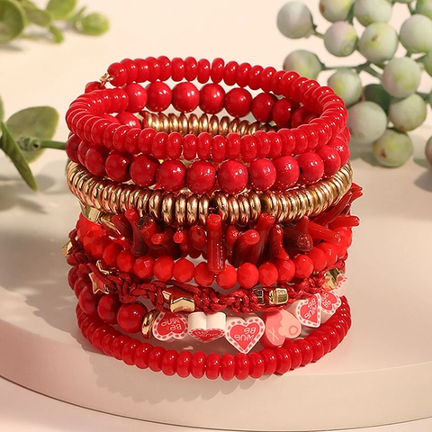 Bohemian Red Beaded Multi-Layer Bracelets For Women Heart Charms Glass Resin Alloy Romantic Valentines Day Gift Jewelry