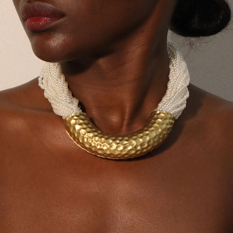 Multi-Strand Imitation Artificial Pearl Necklace With Gold Hammered Alloy Tube Clavicle Chain Vintage Elegant Jewelry For Women
