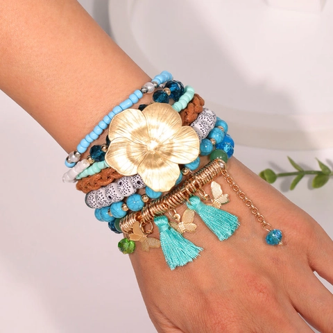 Collection De Bracelets Multicouches Bohèmes Avec Pendentif Fleur Papillon En Alliage Doré Gland À Perles Bleues Pour Femmes