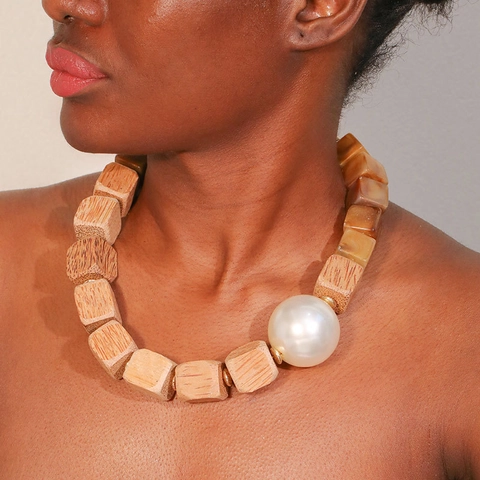 Handmade Chunky Beaded Necklace Boho Retro Wood Square Resin Amber Faux Artificial Pearl Gold OT Buckle Geometric