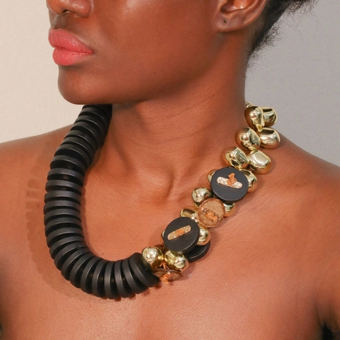 Handmade Natural Coconut Shell Beaded Necklace With Gold CCB Alloy Balls Asymmetrical Bohemian Statement Jewelry For Women
