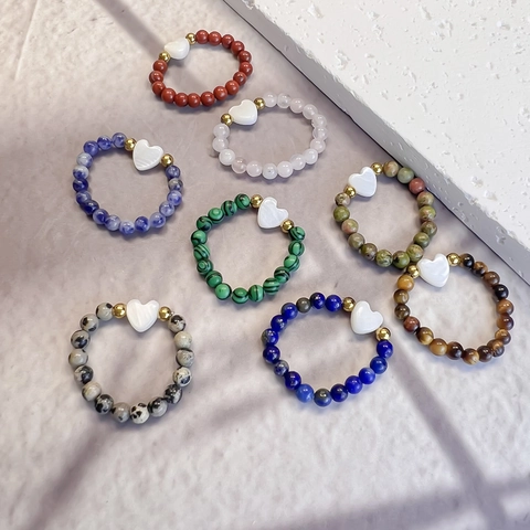Bague en Perles de Pierre Naturelle pour Femme Détail Cœur en Coquillage Perles d'Espacement en Acier Inoxydable Élastique Fait Main Bijoux
