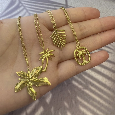 Collier Pendentif Arbre De Noix De Coco Feuille De Palmier En Acier Inoxydable Texture Martelée Or Bijoux Style Plage Hawaïenne Pour Femmes