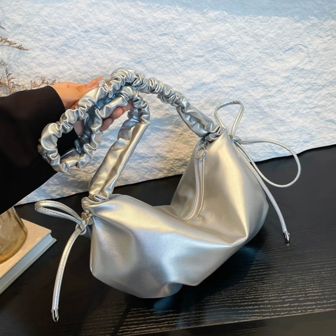 Bolso de Hombro Fruncido de Gran Capacidad para Mujer Cuero PU Cloud Hobo Bolso de Axila Con Cordón Bolso de Moda Casual