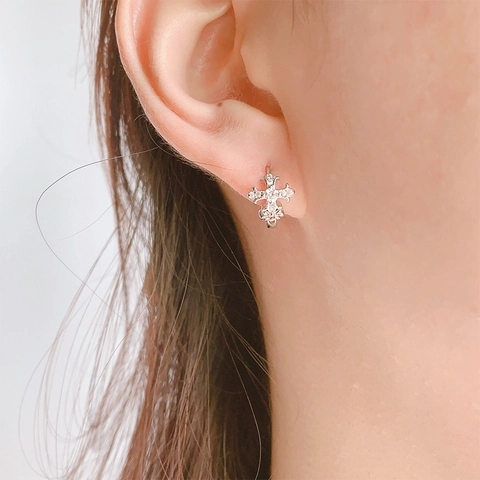 Huggie Oorbellen Koper Cubic Zirconia Kruis Vintage Gothiek Reliëf Patroon Unisex Sieraden Voor Dagelijks