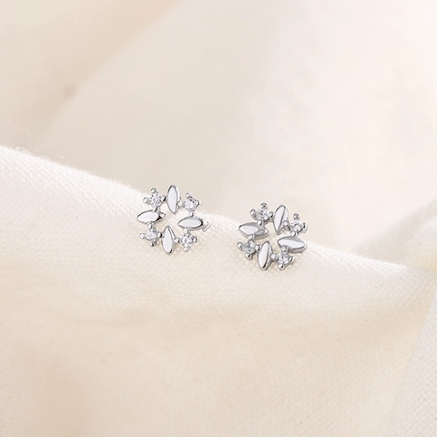 Tiny Flower Stud Earrings With Zircon Inlaid Copper Minimalist Geometric Ear Jewelry For Women