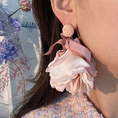 Handgemaakte Overdreven Bloem Oorbellen Stoffen Blaadjes Strik Kralen Boheemse Vakantiestijl Dames Sieraden