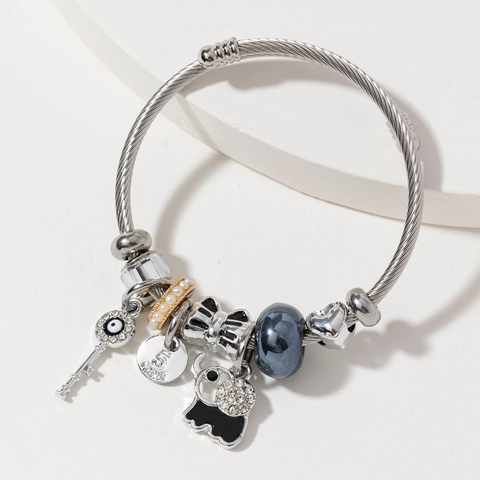 Stainless Steel Charm Bracelet With Elephant Heart Key Rhinestones Alloy Jewelry For Women Fashion DIY Style