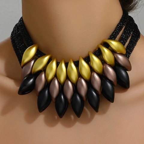 Statement Necklace For Women Metallic Leaf Pendants Multi Layer Chunky Alloy Collar Bohemian Ethnic Style Jewelry