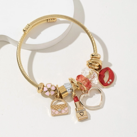 Verstellbarer Edelstahl Armreif Herz Tasche Lippenstift Lippen Blume Emaille Anhänger Gedrehtes Drahtdesign Schmuck