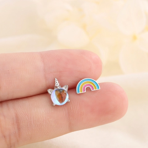 Einhorn Und Regenbogen Asymmetrische Ohrstecker Kupfer Emaille Synthetischer Mondstein Schmuck Damen