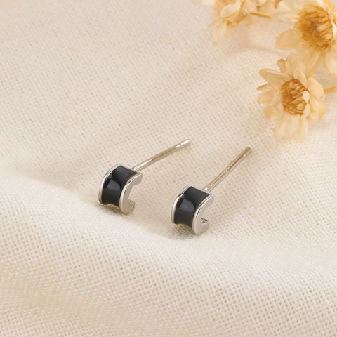 Minimalistische C-Vorm Knopoorbellen Koper Emaille Geometrisch Klein Zwart Wit Sieraden Voor Dames
