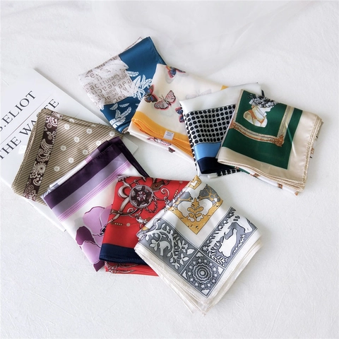 Sciarpa Quadrata In Raso Effetto Raso Bandana Stampa Vintage Floreale Farfalla Polka Dot Accessorio Versatile Per Capelli E Collo Donna