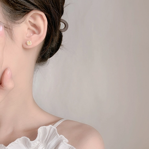 Boucles D Oreilles Stud Halo Carrées Cuivre Zircone Jaune Rétro Bijoux De Mode Pour Femmes Cadeau Élégant Raffiné