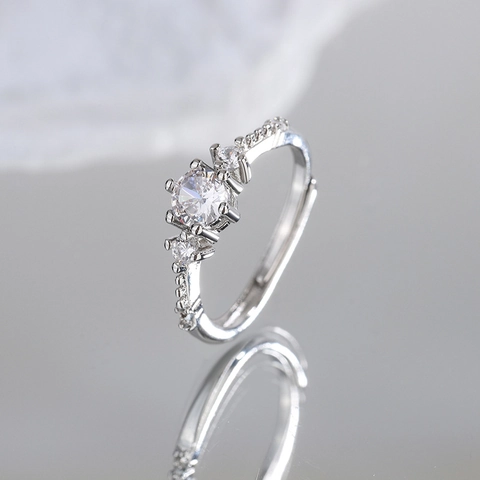Runder Zirkonia Kupfer Verstellbarer Ring Für Damen Eleganter Drei Steine Einfacher Nische Design Modeschmuck