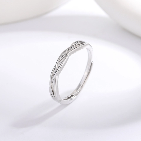Anillo Geométrico Entrelazado Cobre Trenzado Línea Retorcida Minimalista Color Plata Abierto Ajustable Joyería Mujeres