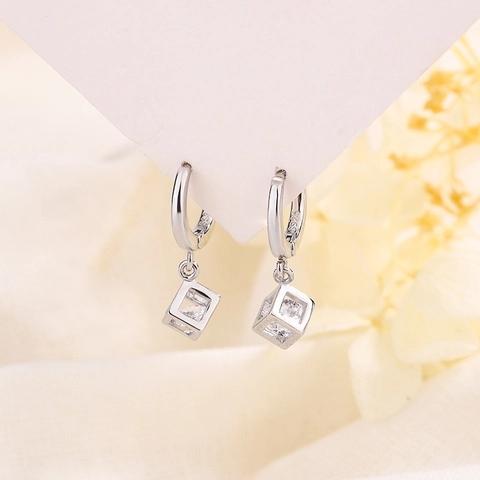 Boucles D'Oreilles Pendantes Cube Évidé Zircon Cuivre Avec Tige En Argent Sterling 925 Style Chic Géométrique Femme