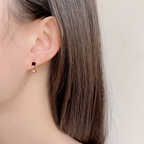 Four-Leaf Clover C-Shape Copper Stud Earrings With 925 Sterling Silver Earring Post Elegant Cartilage Jewelry For Women