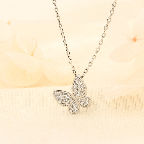 Collana Pendente Farfalla Rame Zirconia Cubica Pave Elegante Minimalista Gioielli Per Donne Regali Moda