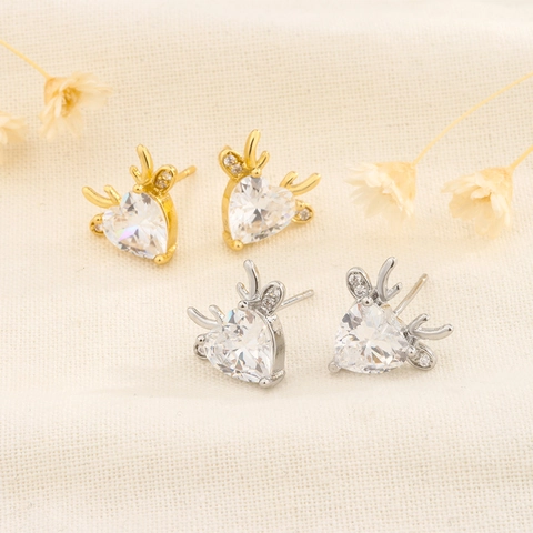 Heart Shaped Reindeer Stud Earrings With Copper Earring Post Cubic Zirconia Elk Antler Christmas Gift For Women