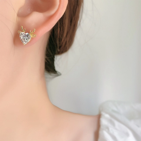 Heart Shaped Reindeer Stud Earrings With Copper Earring Post Cubic Zirconia Elk Antler Christmas Gift For Women